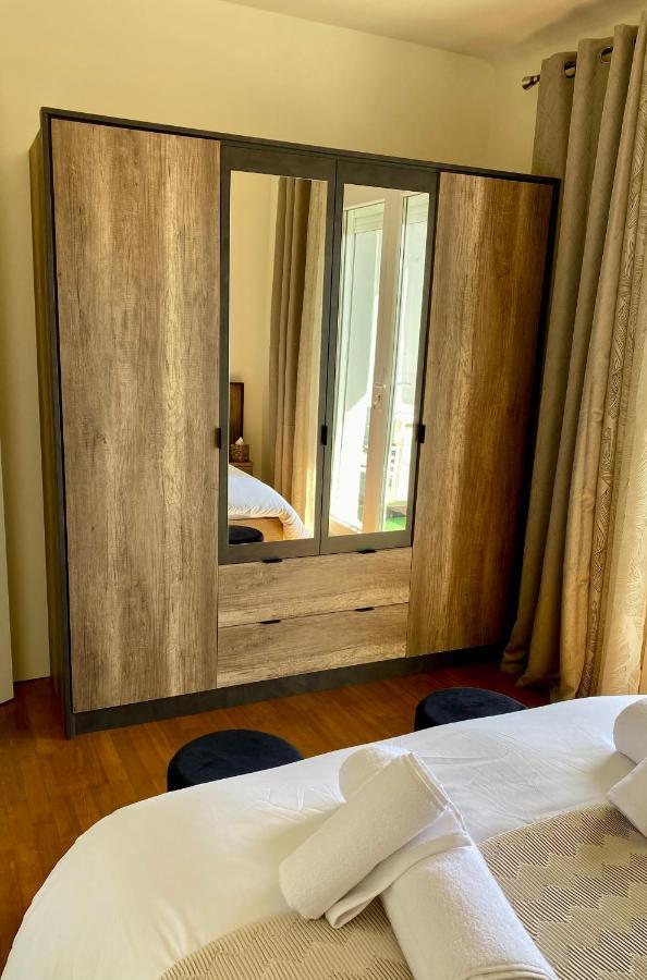 Maison Face A La Cite Каркасон Екстериор снимка